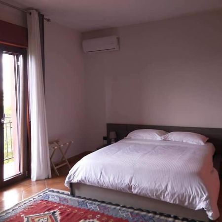 B&B Benjamas Bisacquino Kültér fotó